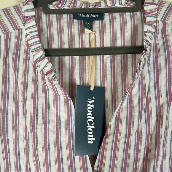 NWT - Modcloth Striped Button Down Top - Picture 4 of 6